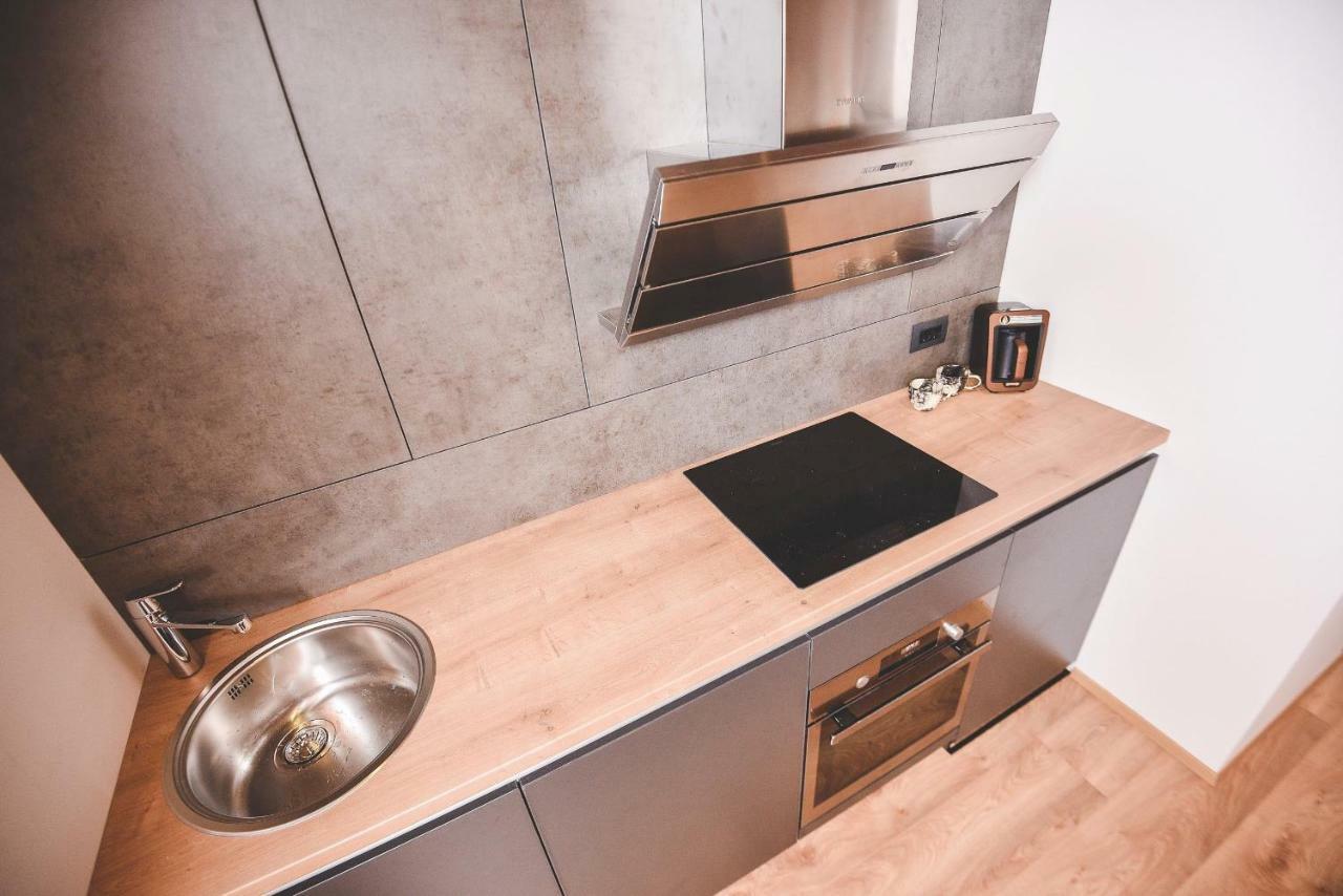 Apartman M&M Rijeka Buitenkant foto