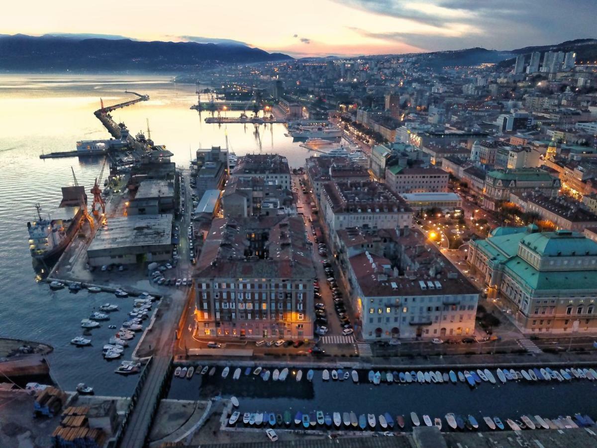 Apartman M&M Rijeka Buitenkant foto